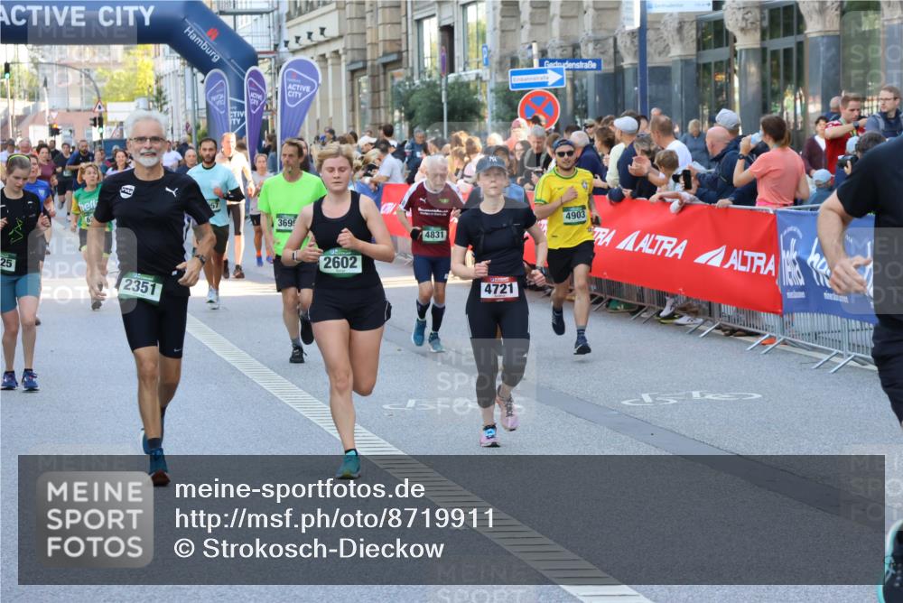 07.09.2025 - BARMER Alsterlauf Strokosch-Dieckow http://msf.ph/oto/8719911 07.09.2025 10:01:22 Ziel 2100, 2405, 2471, 2553, 2624, 2749, 2756, 2798, 2843, 2863, 2917, 3008, 3171, 3214, 3215, 3360, 3628, 3738, 3824, 3910, 4107, 4258, 4976, 4999, 5012, 5013, 5064, 5170, 5220, 5306, 5508, 5514, 5639, 5655, 6060, 6325, 8047, 8208, 8295 meine-sportfotos.de
