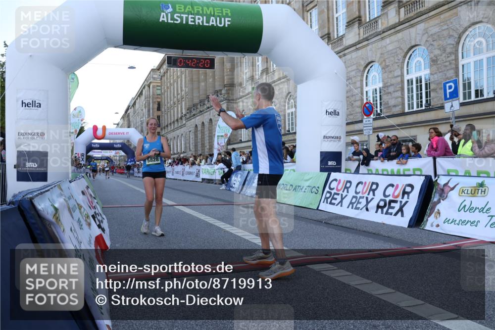07.09.2025 - BARMER Alsterlauf Strokosch-Dieckow http://msf.ph/oto/8719913 07.09.2025 09:42:18 Ziel 3405, 4687, 5583, 5828, 6066, 8358 meine-sportfotos.de