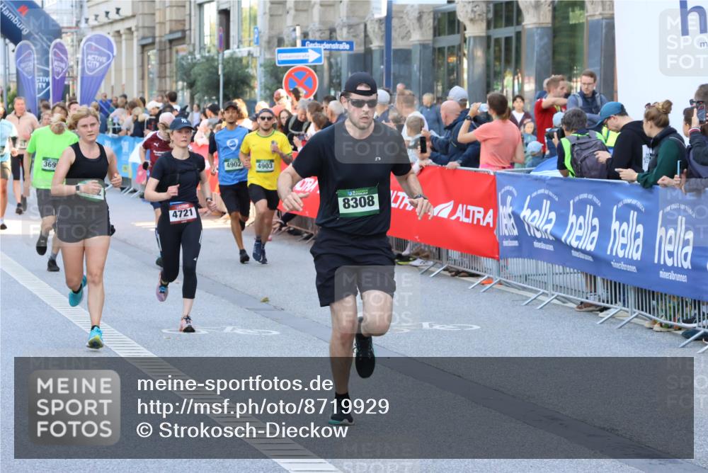 07.09.2025 - BARMER Alsterlauf Strokosch-Dieckow http://msf.ph/oto/8719929 07.09.2025 10:01:21 Ziel 2100, 2405, 2471, 2553, 2624, 2749, 2756, 2798, 2843, 2863, 2917, 3008, 3171, 3214, 3215, 3360, 3628, 3738, 3824, 3910, 4258, 4976, 4999, 5012, 5013, 5064, 5107, 5170, 5220, 5289, 5306, 5508, 5514, 5639, 5655, 5849, 6060, 6243, 8047, 8208, 8295 meine-sportfotos.de