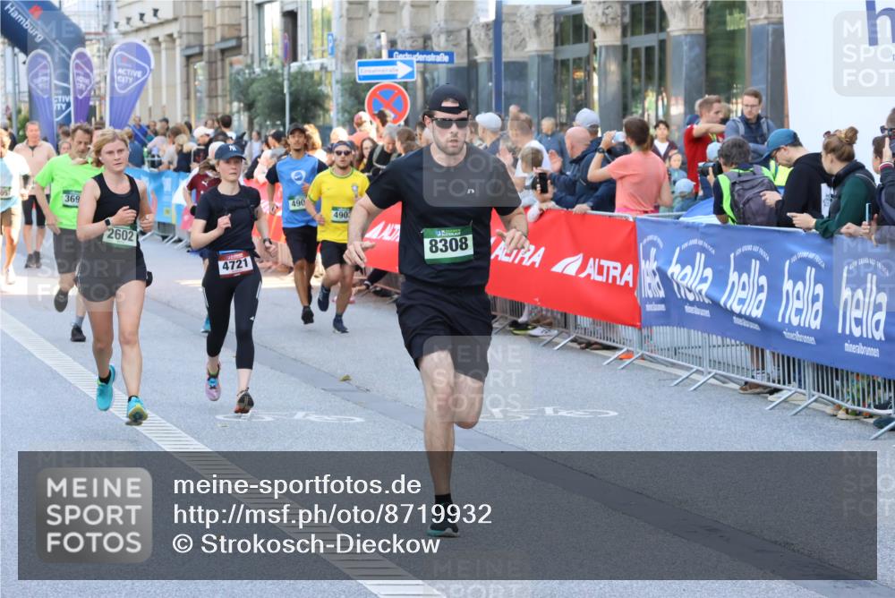 07.09.2025 - BARMER Alsterlauf Strokosch-Dieckow http://msf.ph/oto/8719932 07.09.2025 10:01:21 Ziel 2100, 2405, 2471, 2553, 2624, 2749, 2756, 2798, 2843, 2863, 2917, 3008, 3171, 3214, 3215, 3360, 3628, 3738, 3824, 3910, 4258, 4976, 4999, 5012, 5013, 5064, 5107, 5170, 5220, 5289, 5306, 5508, 5514, 5639, 5655, 5849, 6060, 6243, 8047, 8208, 8295 meine-sportfotos.de