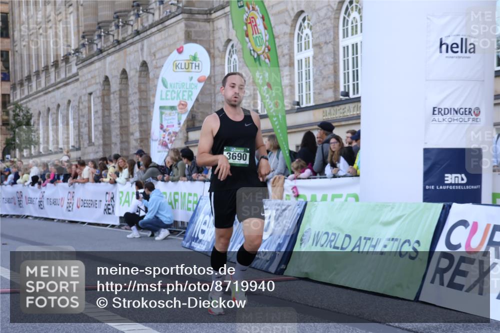 07.09.2025 - BARMER Alsterlauf Strokosch-Dieckow http://msf.ph/oto/8719940 07.09.2025 09:42:35 Ziel 3690, 3924, 5120, 5763, 8025, 8389 meine-sportfotos.de