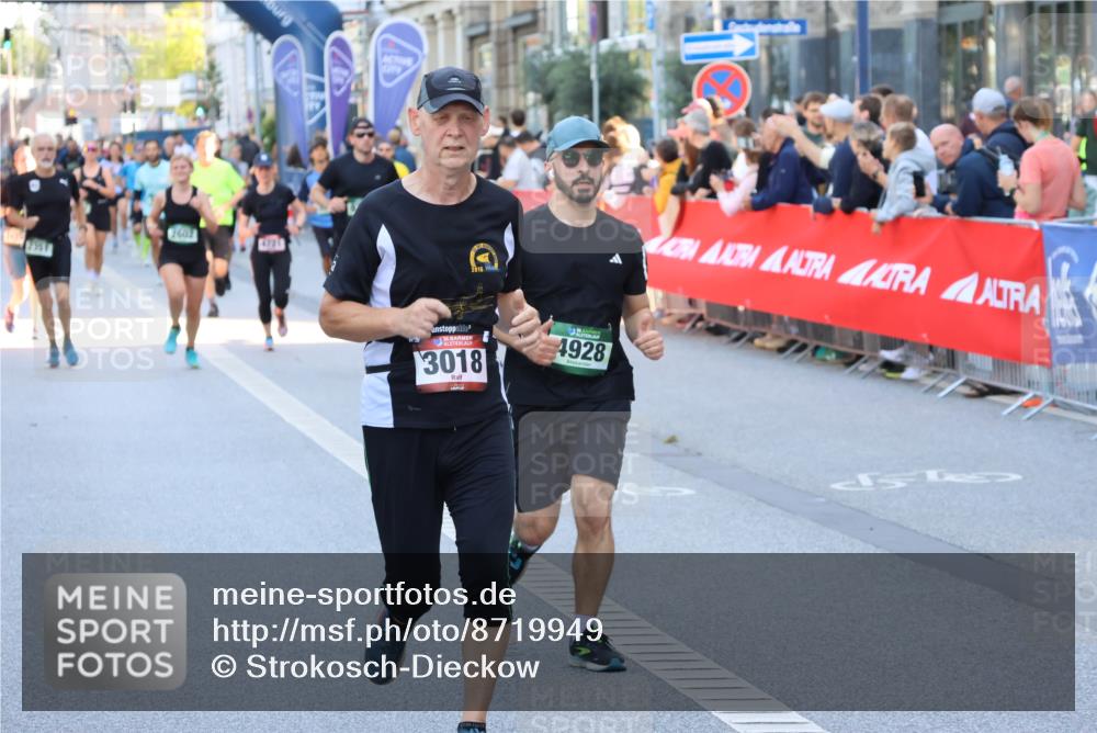 07.09.2025 - BARMER Alsterlauf Strokosch-Dieckow http://msf.ph/oto/8719949 07.09.2025 10:01:16 Ziel 2100, 2471, 2553, 2624, 2756, 2798, 2843, 2863, 2874, 2917, 3008, 3171, 3214, 3215, 3360, 3628, 3684, 3824, 4139, 4258, 4976, 5012, 5013, 5064, 5107, 5170, 5220, 5289, 5306, 5411, 5639, 5655, 5849, 6060, 6076, 6243, 8208, 8295 meine-sportfotos.de