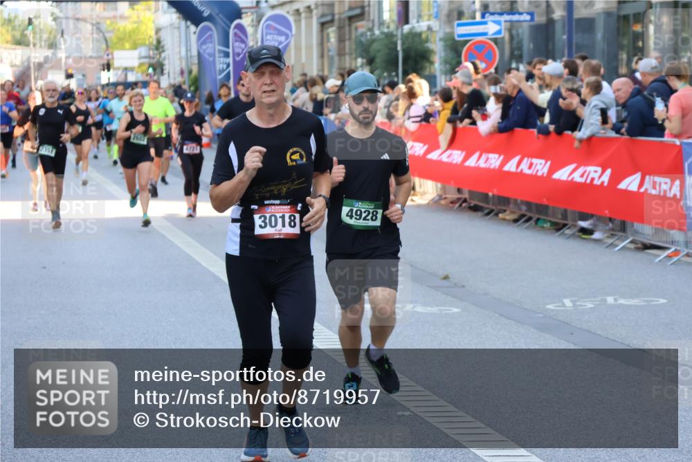 07.09.2025 - BARMER Alsterlauf Strokosch-Dieckow http://msf.ph/oto/8719957 07.09.2025 10:01:16 Ziel 2100, 2471, 2553, 2624, 2756, 2798, 2843, 2863, 2874, 2917, 3008, 3171, 3214, 3215, 3360, 3628, 3684, 3824, 4139, 4258, 4976, 5012, 5013, 5064, 5107, 5170, 5220, 5289, 5306, 5411, 5639, 5655, 5849, 6060, 6076, 6243, 8208, 8295 meine-sportfotos.de