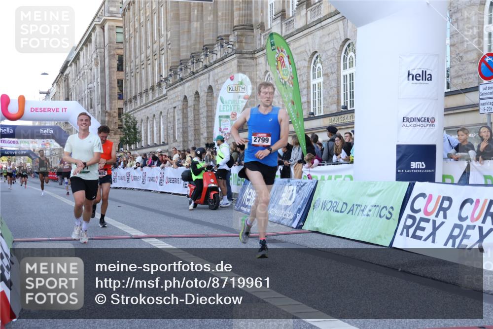 07.09.2025 - BARMER Alsterlauf Strokosch-Dieckow http://msf.ph/oto/8719961 07.09.2025 09:42:47 Ziel 2799, 2871, 3074, 4042, 4652 meine-sportfotos.de