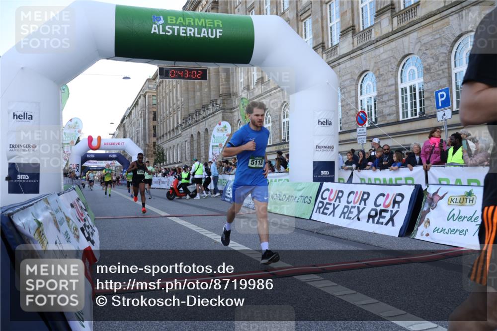 07.09.2025 - BARMER Alsterlauf Strokosch-Dieckow http://msf.ph/oto/8719986 07.09.2025 09:43:01 Ziel 2111, 3079, 3561, 5118, 5213, 5906, 6253, 6297, 8265, 8408 meine-sportfotos.de