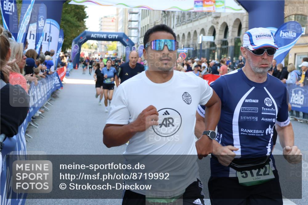 07.09.2025 - BARMER Alsterlauf Strokosch-Dieckow http://msf.ph/oto/8719992 07.09.2025 10:01:09 Ziel 1007, 2463, 2471, 2553, 2624, 2756, 2798, 2843, 2874, 2931, 3008, 3060, 3214, 3215, 3628, 3684, 4139, 4190, 4705, 4902, 4903, 4938, 4976, 5000, 5064, 5107, 5220, 5289, 5306, 5411, 5849, 6060, 6076, 6097, 6243, 6261, 8057, 8295, 8402 meine-sportfotos.de
