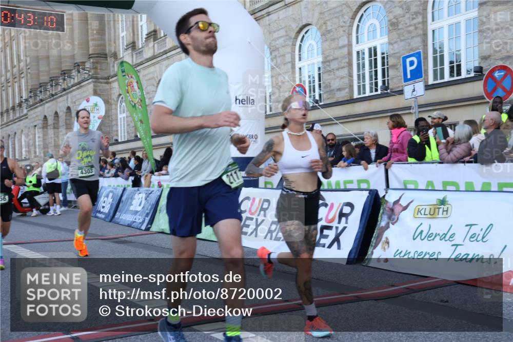07.09.2025 - BARMER Alsterlauf Strokosch-Dieckow http://msf.ph/oto/8720002 07.09.2025 09:43:09 Ziel 2111, 2231, 4303, 4594, 5213, 5356, 5449, 5662, 6253, 6297, 8265, 8408 meine-sportfotos.de