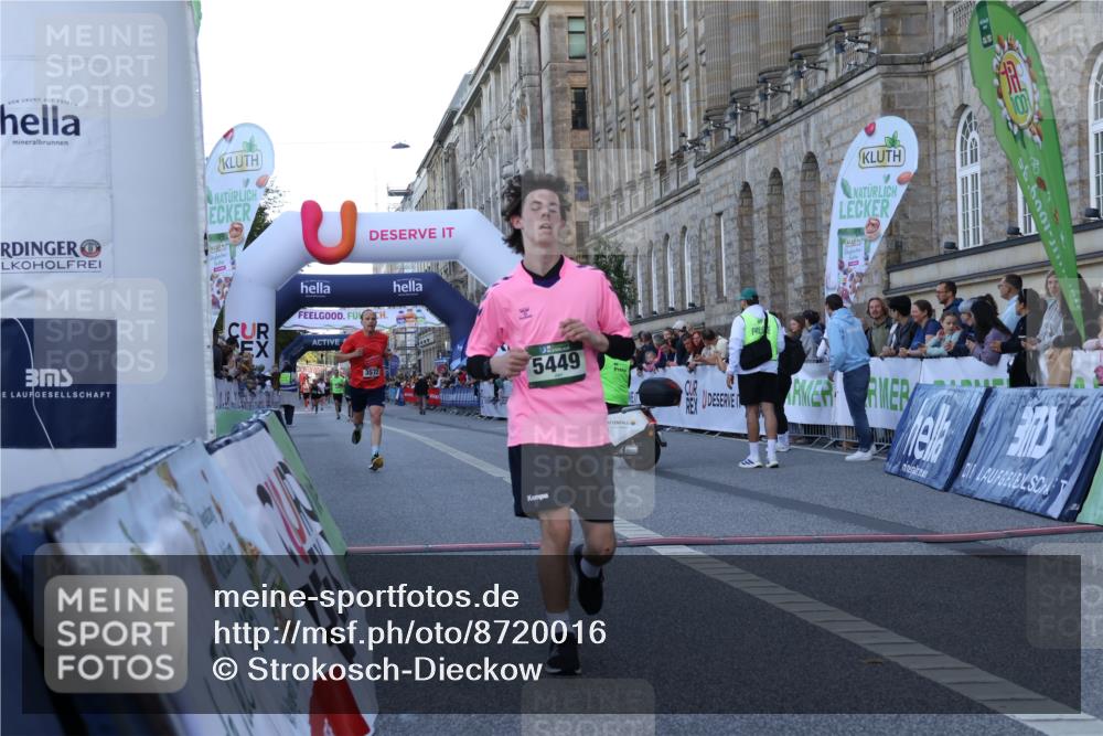 07.09.2025 - BARMER Alsterlauf Strokosch-Dieckow http://msf.ph/oto/8720016 07.09.2025 09:43:15 Ziel 3572, 4594, 5449, 5662 meine-sportfotos.de