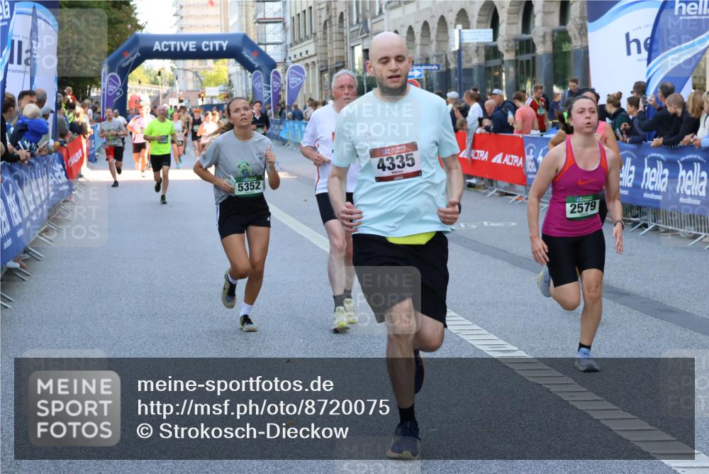 07.09.2025 - BARMER Alsterlauf Strokosch-Dieckow http://msf.ph/oto/8720075 07.09.2025 10:00:57 Ziel 1007, 2351, 2425, 2463, 2602, 2874, 2931, 3060, 3300, 3684, 3695, 4190, 4705, 4721, 4831, 4875, 4902, 4903, 4938, 5000, 5411, 6097, 6261, 8057, 8308, 8402 meine-sportfotos.de