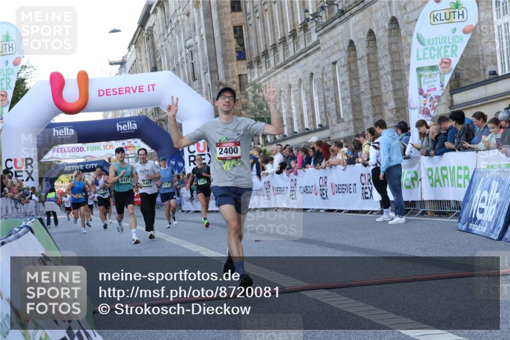 07.09.2025 - BARMER Alsterlauf Strokosch-Dieckow http://msf.ph/oto/8720081 07.09.2025 09:43:53 Ziel 2191, 2400, 4140, 5389, 5421, 5467, 5714, 8006, 8136, 8139 meine-sportfotos.de