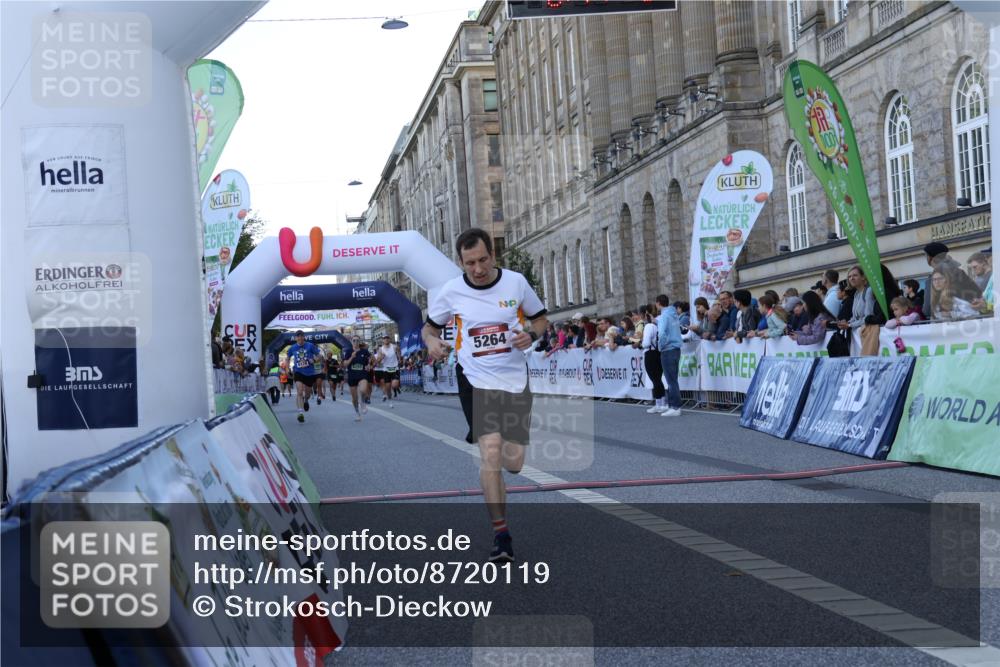 07.09.2025 - BARMER Alsterlauf Strokosch-Dieckow http://msf.ph/oto/8720119 07.09.2025 09:44:08 Ziel 5264, 6020, 6178, 6250, 6255, 8040 meine-sportfotos.de