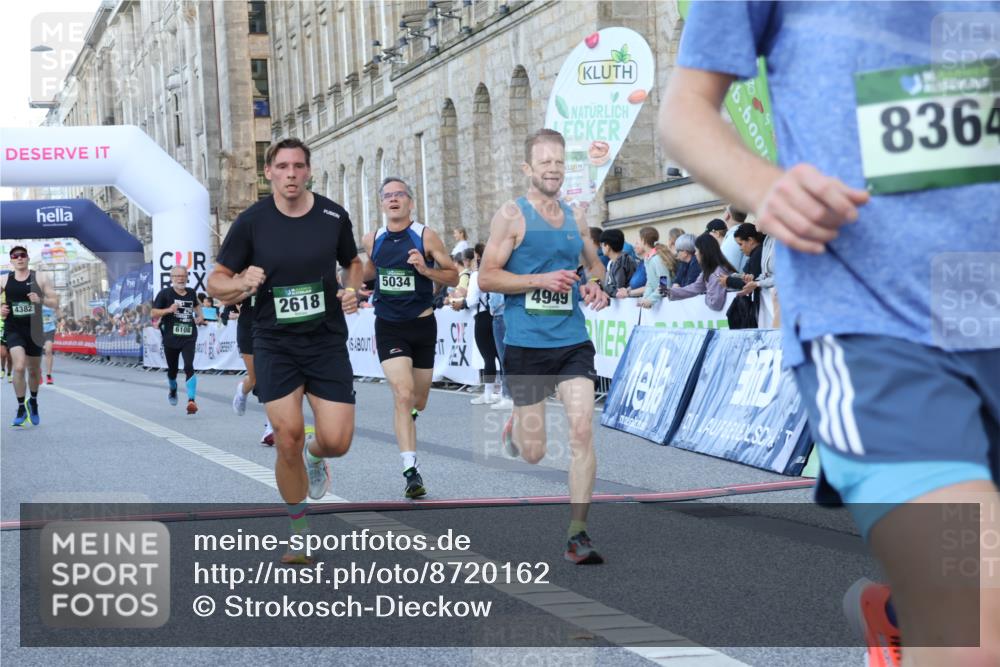 07.09.2025 - BARMER Alsterlauf Strokosch-Dieckow http://msf.ph/oto/8720162 07.09.2025 09:44:22 Ziel 2339, 2409, 2618, 2699, 2826, 3480, 3596, 4382, 4849, 4949, 5034, 5227, 5862, 6108, 8113, 8364 meine-sportfotos.de