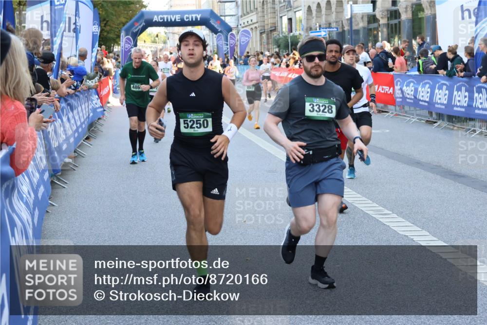 07.09.2025 - BARMER Alsterlauf Strokosch-Dieckow http://msf.ph/oto/8720166 07.09.2025 10:00:44 Ziel 2074, 2351, 2425, 2517, 2602, 3018, 3033, 3119, 3300, 3558, 3834, 4147, 4317, 4529, 4660, 4928, 5122, 5204, 5337, 5353, 5918, 6136, 6211, 8090, 8155, 8156, 8283 meine-sportfotos.de