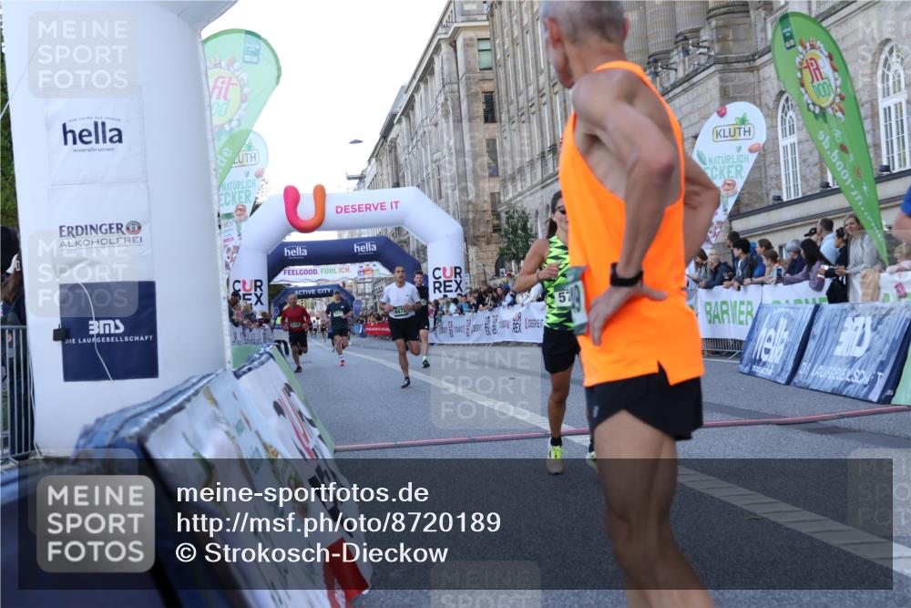 07.09.2025 - BARMER Alsterlauf Strokosch-Dieckow http://msf.ph/oto/8720189 07.09.2025 09:44:30 Ziel 2411, 3596, 4382, 4472, 4849, 5227, 5751, 6108, 6193, 8154 meine-sportfotos.de