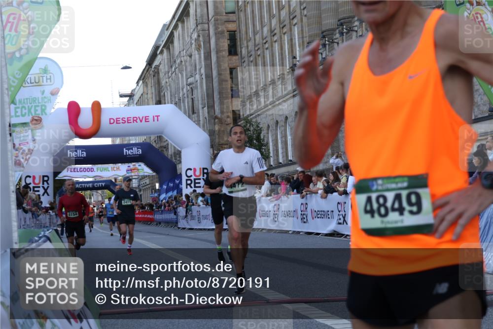 07.09.2025 - BARMER Alsterlauf Strokosch-Dieckow http://msf.ph/oto/8720191 07.09.2025 09:44:32 Ziel 2411, 3458, 3596, 3638, 4472, 4896, 5227, 5751, 6193, 8154 meine-sportfotos.de