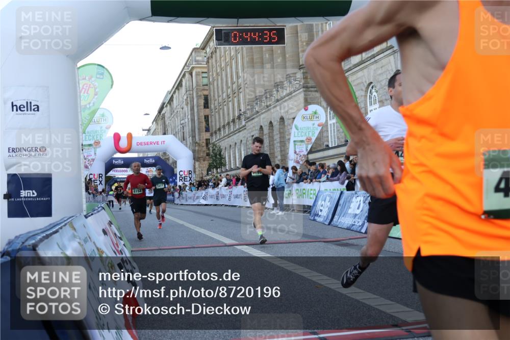 07.09.2025 - BARMER Alsterlauf Strokosch-Dieckow http://msf.ph/oto/8720196 07.09.2025 09:44:34 Ziel 2411, 3458, 3638, 4472, 4896, 5227, 5751, 6120, 6193, 8154 meine-sportfotos.de