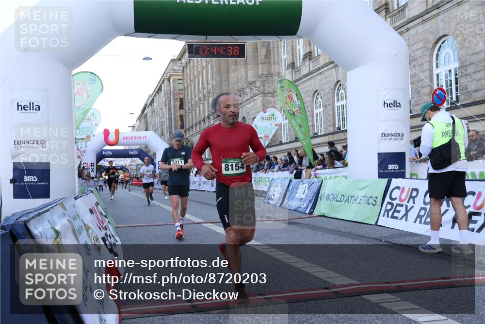 07.09.2025 - BARMER Alsterlauf Strokosch-Dieckow http://msf.ph/oto/8720203 07.09.2025 09:44:36 Ziel 2411, 3458, 3638, 4472, 4896, 6120, 6193, 8154 meine-sportfotos.de
