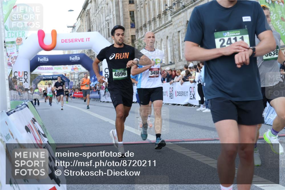 07.09.2025 - BARMER Alsterlauf Strokosch-Dieckow http://msf.ph/oto/8720211 07.09.2025 09:44:39 Ziel 2411, 2785, 3458, 3638, 4896, 5983, 6120, 6193, 8154 meine-sportfotos.de
