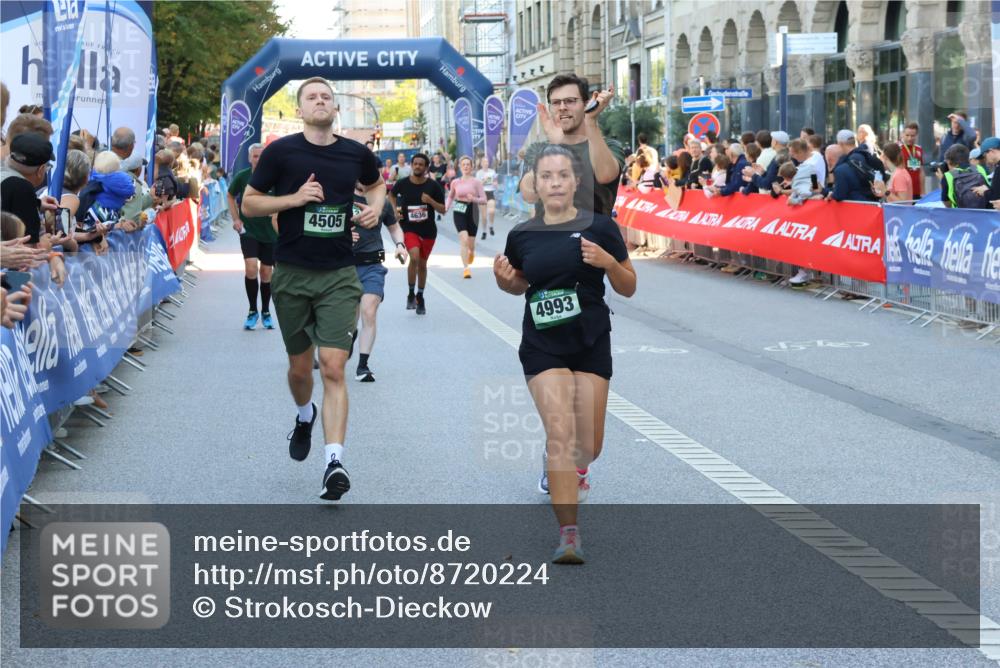07.09.2025 - BARMER Alsterlauf Strokosch-Dieckow http://msf.ph/oto/8720224 07.09.2025 10:00:40 Ziel 2074, 2517, 3018, 3033, 3119, 3300, 3558, 3803, 3834, 4147, 4317, 4529, 4660, 4928, 5122, 5204, 5337, 5353, 5517, 5918, 6136, 6211, 8090, 8155, 8156, 8283 meine-sportfotos.de