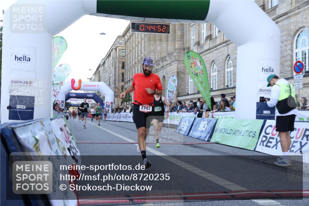 07.09.2025 - BARMER Alsterlauf Strokosch-Dieckow http://msf.ph/oto/8720235 07.09.2025 09:44:51 Ziel 2212, 2340, 2561, 2742, 3230, 5500, 6116, 6204 meine-sportfotos.de