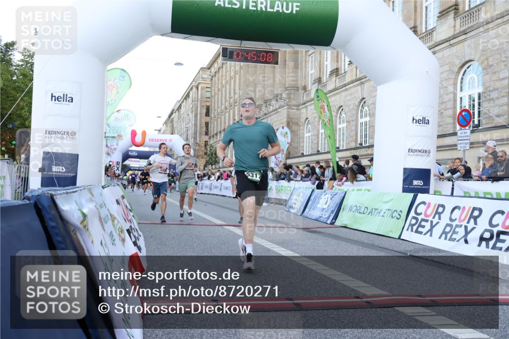07.09.2025 - BARMER Alsterlauf Strokosch-Dieckow http://msf.ph/oto/8720271 07.09.2025 09:45:07 Ziel 2389, 3305, 3306, 3702, 4095, 4925, 4959, 5246, 5317, 5388, 5488, 5913, 6320 meine-sportfotos.de