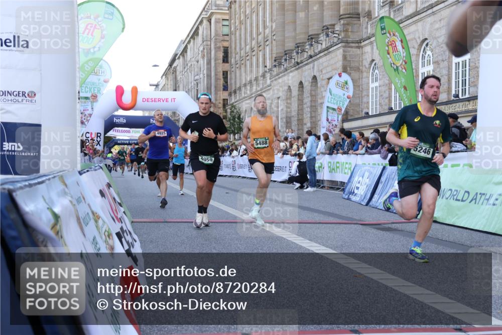 07.09.2025 - BARMER Alsterlauf Strokosch-Dieckow http://msf.ph/oto/8720284 07.09.2025 09:45:12 Ziel 1017, 3305, 3306, 4095, 4925, 4959, 5246, 5388, 5488, 5904, 6320, 8458 meine-sportfotos.de