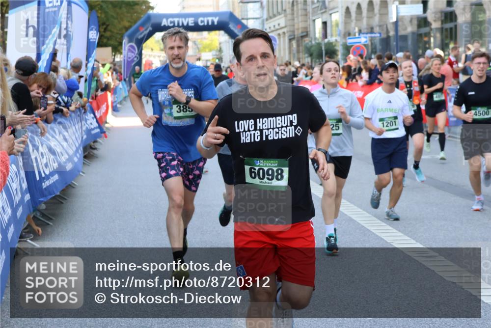 07.09.2025 - BARMER Alsterlauf Strokosch-Dieckow http://msf.ph/oto/8720312 07.09.2025 10:00:26 Ziel 2044, 2074, 2124, 2517, 2579, 2645, 3410, 3545, 3590, 3803, 3956, 4072, 4147, 4335, 4365, 4544, 4593, 4636, 5047, 5337, 5352, 5477, 5517, 6152 meine-sportfotos.de