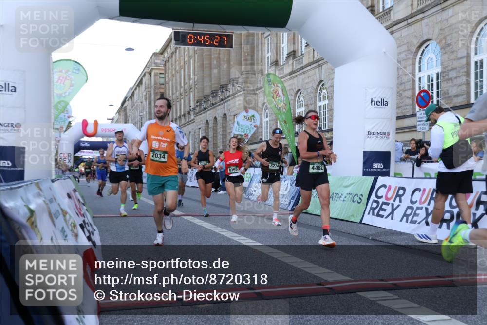 07.09.2025 - BARMER Alsterlauf Strokosch-Dieckow http://msf.ph/oto/8720318 07.09.2025 09:45:26 Ziel 2034, 3602, 3877, 4030, 4076, 4482, 4951, 5202, 5288, 5323, 5495, 5496, 6095, 6113, 8274, 8355, 8440 meine-sportfotos.de