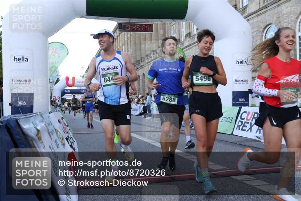 07.09.2025 - BARMER Alsterlauf Strokosch-Dieckow http://msf.ph/oto/8720326 07.09.2025 09:45:28 Ziel 2034, 3602, 3877, 4030, 4076, 4482, 4885, 4951, 5202, 5288, 5323, 5495, 5496, 5773, 6095, 8015, 8274, 8355, 8440 meine-sportfotos.de