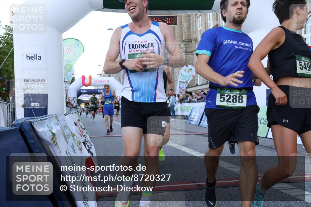 07.09.2025 - BARMER Alsterlauf Strokosch-Dieckow http://msf.ph/oto/8720327 07.09.2025 09:45:28 Ziel 2034, 3602, 3877, 4030, 4076, 4482, 4885, 4951, 5202, 5288, 5323, 5495, 5496, 5773, 6095, 8015, 8274, 8355, 8440 meine-sportfotos.de