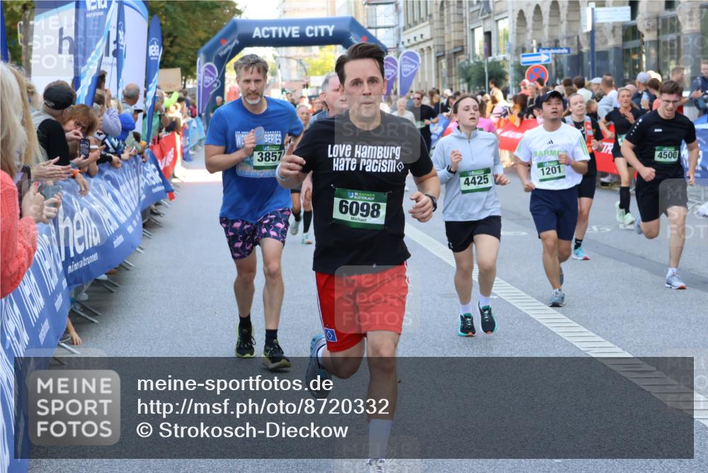 07.09.2025 - BARMER Alsterlauf Strokosch-Dieckow http://msf.ph/oto/8720332 07.09.2025 10:00:26 Ziel 2044, 2074, 2124, 2517, 2579, 2645, 3410, 3545, 3590, 3803, 3956, 4072, 4147, 4335, 4365, 4544, 4593, 4636, 5047, 5337, 5352, 5477, 5517, 6152 meine-sportfotos.de