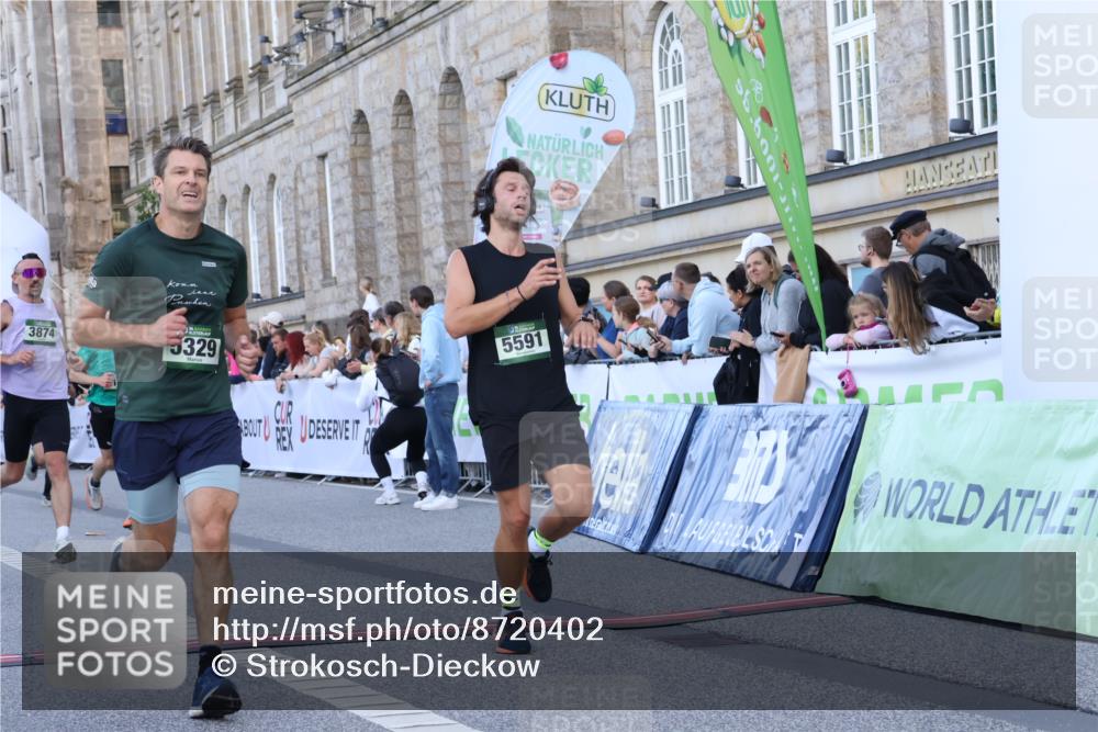 07.09.2025 - BARMER Alsterlauf Strokosch-Dieckow http://msf.ph/oto/8720402 07.09.2025 09:46:16 Ziel 2201, 2329, 2601, 3160, 3874, 5178, 5184, 5329, 5355, 5591, 8256 meine-sportfotos.de
