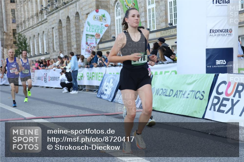 07.09.2025 - BARMER Alsterlauf Strokosch-Dieckow http://msf.ph/oto/8720417 07.09.2025 09:46:21 Ziel 2078, 2201, 2601, 2627, 2935, 3160, 3874, 3935, 4224, 4890, 5178, 5184, 5294, 5329, 5355, 5591, 5734, 5798, 6067, 6229, 8236 meine-sportfotos.de