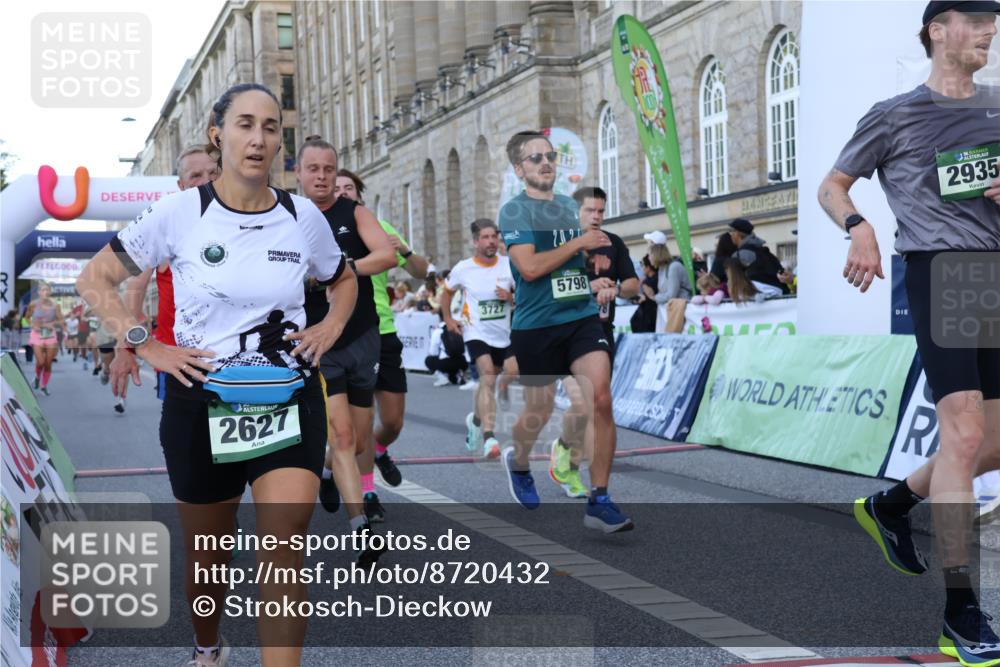 07.09.2025 - BARMER Alsterlauf Strokosch-Dieckow http://msf.ph/oto/8720432 07.09.2025 09:46:28 Ziel 2078, 2201, 2258, 2546, 2601, 2627, 2935, 3727, 3935, 4224, 4274, 4357, 4358, 4890, 5294, 5373, 5451, 5734, 5798, 5963, 6067, 6229, 8236, 8347, 8411 meine-sportfotos.de