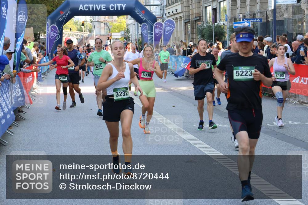 07.09.2025 - BARMER Alsterlauf Strokosch-Dieckow http://msf.ph/oto/8720444 07.09.2025 10:00:13 Ziel 2124, 2350, 2513, 3260, 3328, 3590, 4072, 4485, 4505, 4593, 4636, 4709, 4751, 4781, 4867, 4993, 5047, 5250, 5314, 5357, 5359, 5477, 5767, 5957, 6084, 6152 meine-sportfotos.de