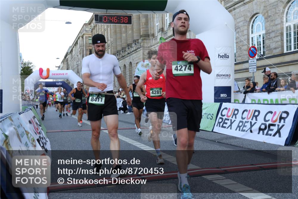 07.09.2025 - BARMER Alsterlauf Strokosch-Dieckow http://msf.ph/oto/8720453 07.09.2025 09:46:36 Ziel 2178, 2404, 2546, 2721, 2792, 3146, 3788, 4134, 4274, 4281, 4357, 4358, 4484, 4865, 5141, 5150, 5373, 5387, 5451, 5724, 6072, 6166, 8191, 8411 meine-sportfotos.de