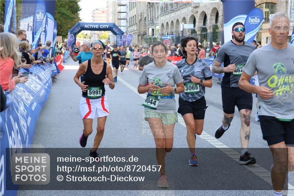 07.09.2025 - BARMER Alsterlauf Strokosch-Dieckow http://msf.ph/oto/8720457 07.09.2025 10:00:08 Ziel 2124, 2350, 2513, 3260, 3328, 3698, 4072, 4351, 4485, 4500, 4505, 4636, 4709, 4751, 4781, 4856, 4867, 4917, 4993, 5047, 5250, 5314, 5357, 5359, 5471, 5726, 5767, 5957, 6084 meine-sportfotos.de