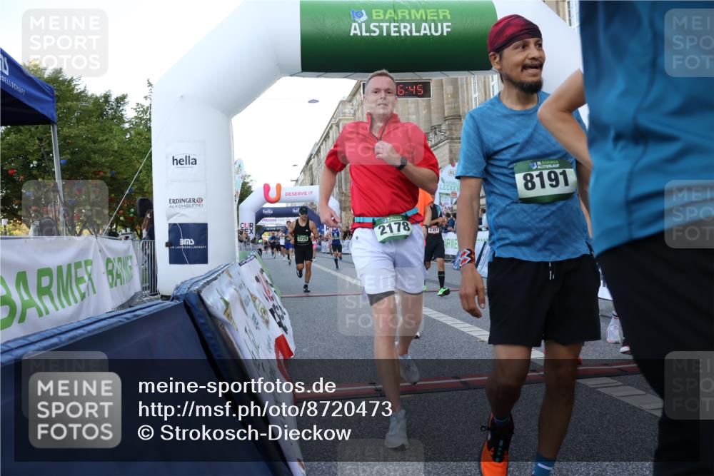 07.09.2025 - BARMER Alsterlauf Strokosch-Dieckow http://msf.ph/oto/8720473 07.09.2025 09:46:43 Ziel 2178, 2357, 2404, 2721, 2792, 3788, 4131, 4134, 4484, 4865, 5141, 5150, 5584, 5724, 5729, 6011, 6166, 6286, 8011, 8191, 8470 meine-sportfotos.de