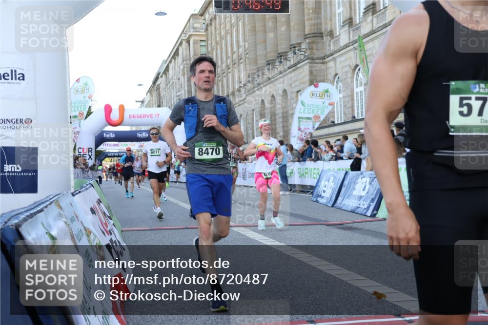 07.09.2025 - BARMER Alsterlauf Strokosch-Dieckow http://msf.ph/oto/8720487 07.09.2025 09:46:48 Ziel 2357, 2381, 2676, 3276, 4131, 4354, 4480, 4927, 5123, 5584, 5729, 6011, 6073, 6286, 8011, 8470 meine-sportfotos.de