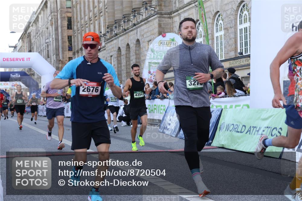 07.09.2025 - BARMER Alsterlauf Strokosch-Dieckow http://msf.ph/oto/8720504 07.09.2025 09:46:53 Ziel 2381, 2676, 2953, 3276, 3916, 4131, 4354, 4389, 4480, 4527, 4651, 4732, 4927, 4985, 5123, 6011, 6073, 6286, 8316 meine-sportfotos.de