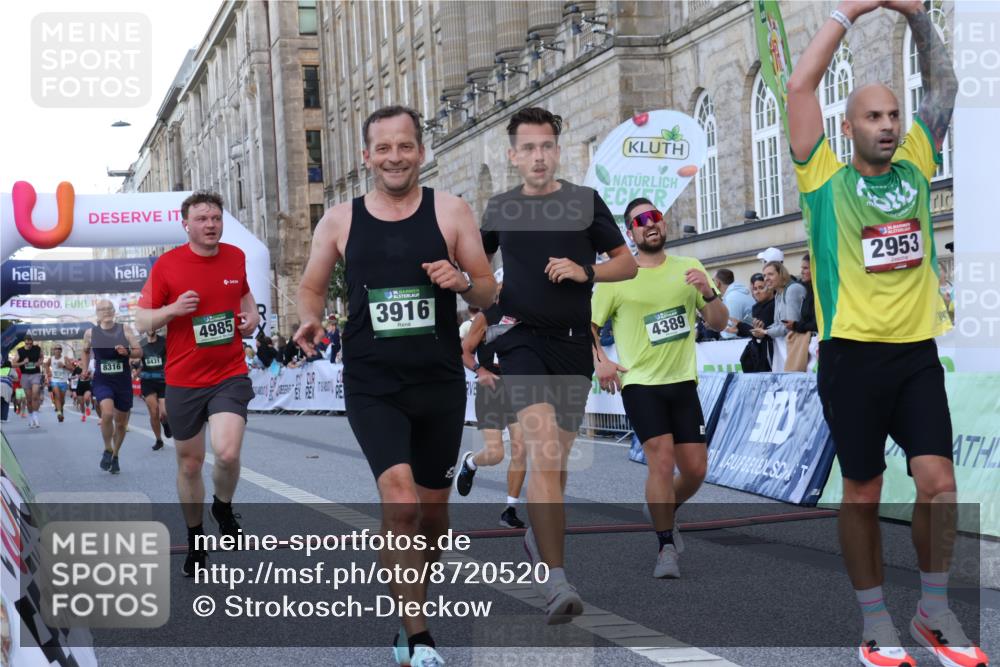 07.09.2025 - BARMER Alsterlauf Strokosch-Dieckow http://msf.ph/oto/8720520 07.09.2025 09:46:57 Ziel 2381, 2487, 2676, 2953, 3276, 3412, 3916, 4354, 4389, 4480, 4527, 4651, 4732, 4985, 5340, 6073, 8316, 8431 meine-sportfotos.de