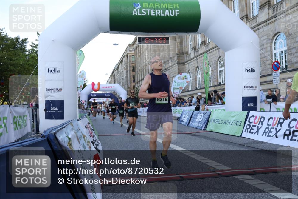 07.09.2025 - BARMER Alsterlauf Strokosch-Dieckow http://msf.ph/oto/8720532 07.09.2025 09:47:01 Ziel 2487, 2953, 3412, 3916, 3942, 4389, 4527, 4651, 4732, 4866, 4985, 5340, 5768, 6030, 6237, 8316, 8431 meine-sportfotos.de