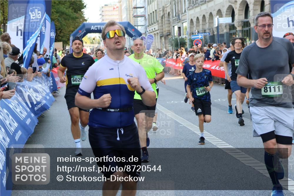 07.09.2025 - BARMER Alsterlauf Strokosch-Dieckow http://msf.ph/oto/8720544 07.09.2025 10:00:01 Ziel 2350, 2513, 2864, 3039, 3260, 3698, 3768, 3857, 3859, 3860, 4351, 4424, 4425, 4485, 4500, 4505, 4709, 4751, 4781, 4856, 4867, 4917, 4993, 5108, 5314, 5359, 5471, 5726, 5767, 5851, 5957, 6084, 6098 meine-sportfotos.de