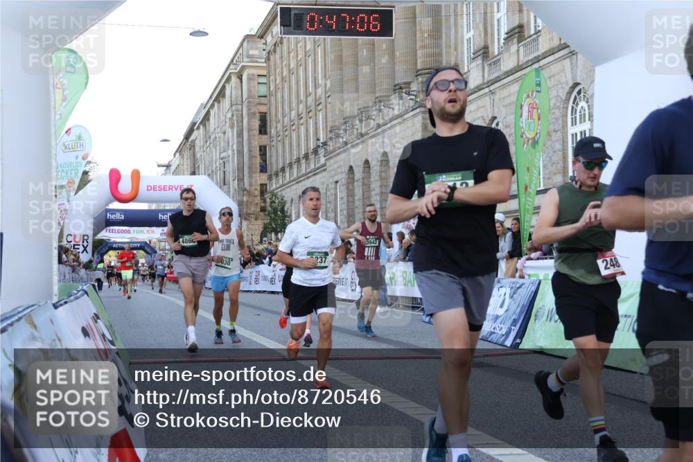 07.09.2025 - BARMER Alsterlauf Strokosch-Dieckow http://msf.ph/oto/8720546 07.09.2025 09:47:05 Ziel 2487, 3412, 3790, 3942, 4216, 4385, 4866, 5340, 5768, 6030, 6237, 8316, 8431 meine-sportfotos.de