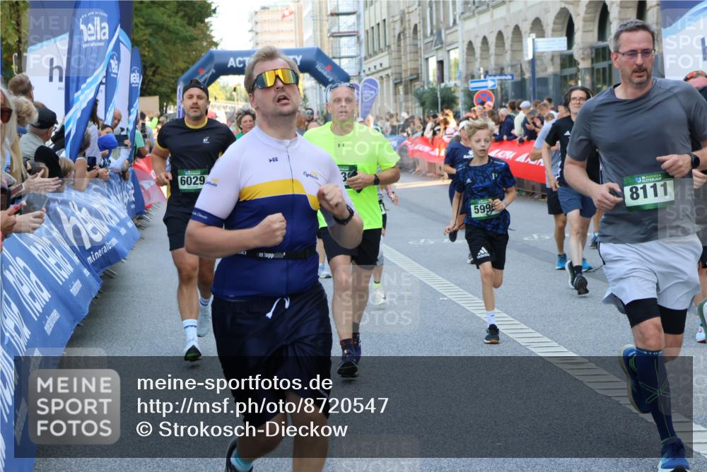 07.09.2025 - BARMER Alsterlauf Strokosch-Dieckow http://msf.ph/oto/8720547 07.09.2025 10:00:01 Ziel 2350, 2513, 2864, 3039, 3260, 3698, 3768, 3857, 3859, 3860, 4351, 4424, 4425, 4485, 4500, 4505, 4709, 4751, 4781, 4856, 4867, 4917, 4993, 5108, 5314, 5359, 5471, 5726, 5767, 5851, 5957, 6084, 6098 meine-sportfotos.de