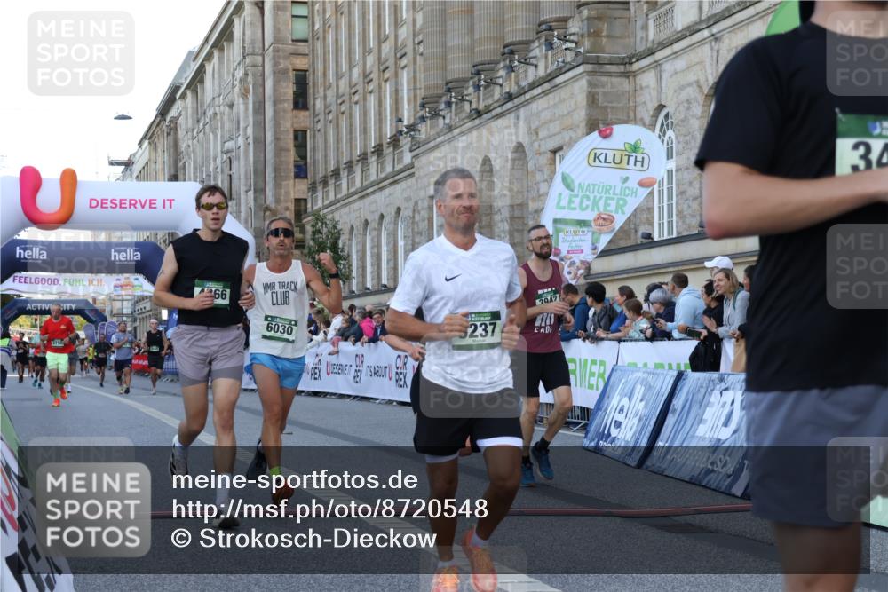 07.09.2025 - BARMER Alsterlauf Strokosch-Dieckow http://msf.ph/oto/8720548 07.09.2025 09:47:05 Ziel 2487, 3412, 3790, 3942, 4216, 4385, 4866, 5340, 5768, 6030, 6237, 8316, 8431 meine-sportfotos.de