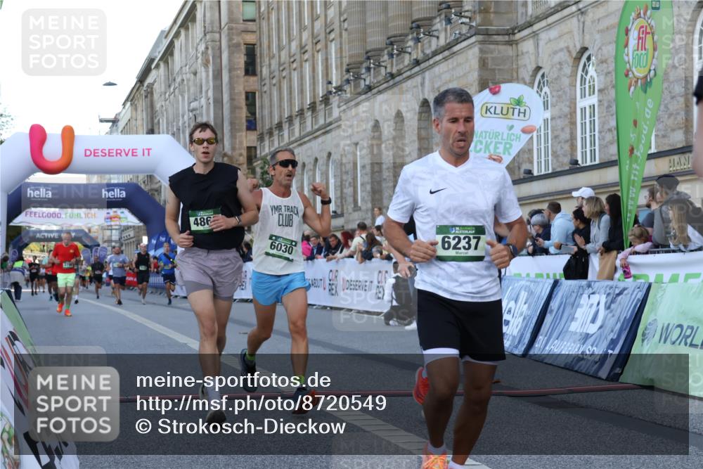 07.09.2025 - BARMER Alsterlauf Strokosch-Dieckow http://msf.ph/oto/8720549 07.09.2025 09:47:05 Ziel 2487, 3412, 3790, 3942, 4216, 4385, 4866, 5340, 5768, 6030, 6237, 8316, 8431 meine-sportfotos.de