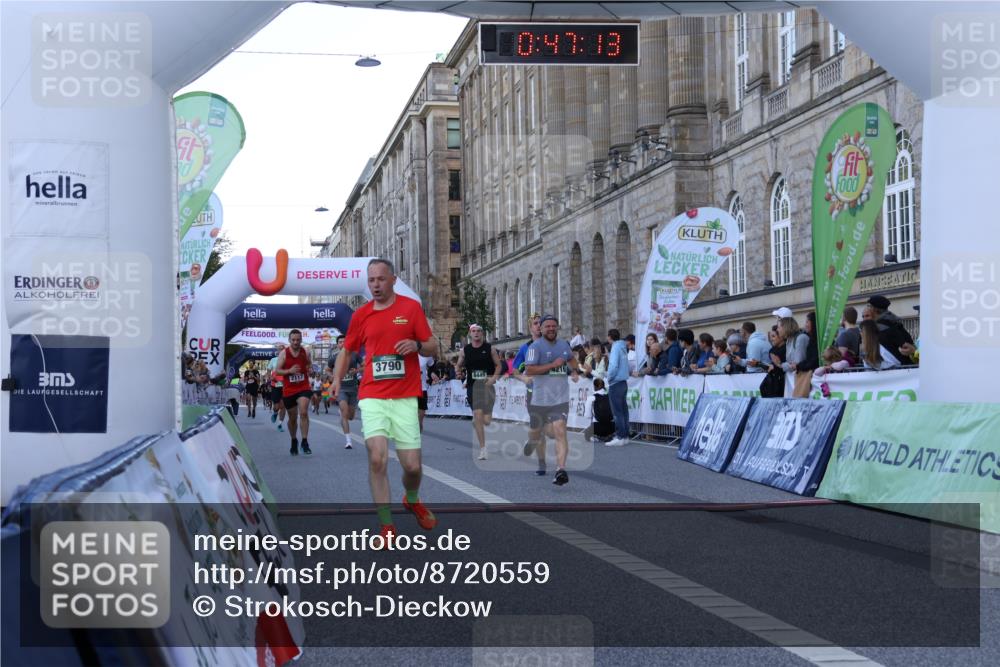 07.09.2025 - BARMER Alsterlauf Strokosch-Dieckow http://msf.ph/oto/8720559 07.09.2025 09:47:11 Ziel 2117, 2335, 2541, 2777, 3790, 3942, 4216, 4385, 4762, 4866, 4909, 5768, 6030, 8449 meine-sportfotos.de