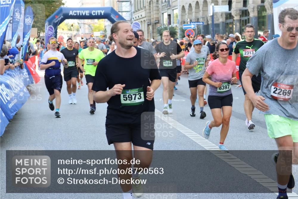 07.09.2025 - BARMER Alsterlauf Strokosch-Dieckow http://msf.ph/oto/8720563 07.09.2025 09:59:58 Ziel 1201, 2350, 2434, 2513, 2864, 3039, 3260, 3698, 3768, 3857, 3859, 3860, 4265, 4351, 4424, 4425, 4500, 4709, 4751, 4781, 4856, 4917, 4993, 5108, 5314, 5359, 5471, 5726, 5744, 5767, 5851, 5957, 6084, 6098 meine-sportfotos.de