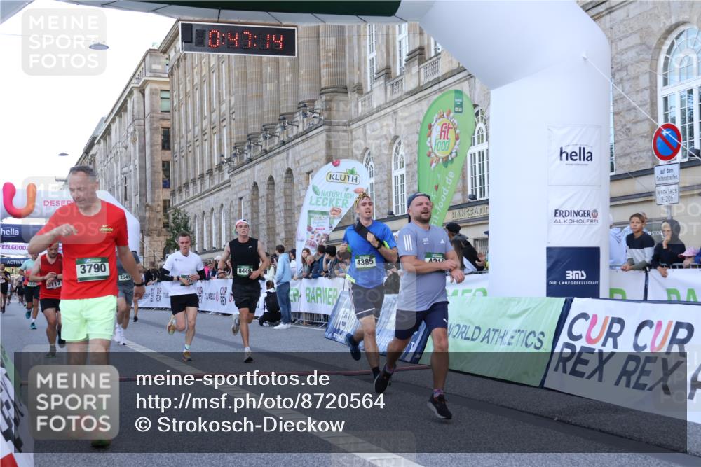 07.09.2025 - BARMER Alsterlauf Strokosch-Dieckow http://msf.ph/oto/8720564 07.09.2025 09:47:12 Ziel 2117, 2335, 2541, 2777, 3790, 3942, 4216, 4385, 4762, 4821, 4909, 8449 meine-sportfotos.de